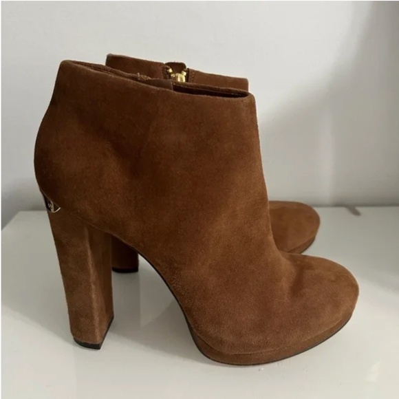 Like-New- Michael Kors Brown Gold Suede Side Zip Heel Ankle Boots (6) - Picture 2 of 12